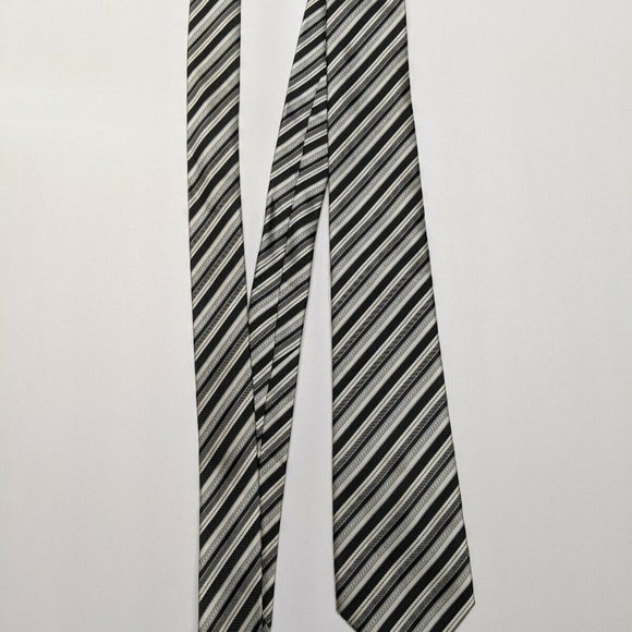 Alexander Julian Colours Striped Necktie - Picture 2 of 5